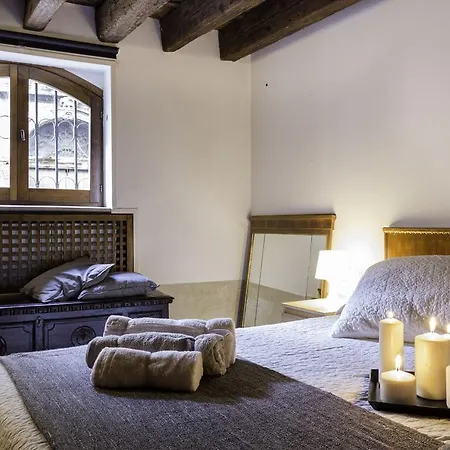 Arsenal House * Venice